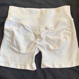 DFYNE White Shorts